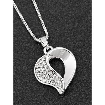 Necklace Silver Plated Twisted Heart